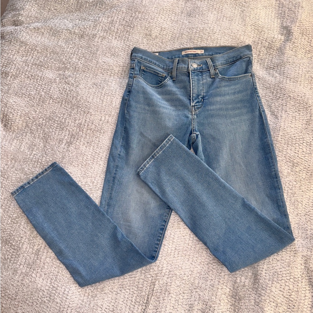 💥💥SALE!!💥💥 Levi’s Premium Denim 311 Classic Blue Women's Shaping Skinny Jean